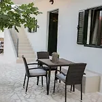Eva * Gradac (Split-Dalmatia)