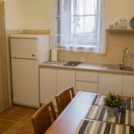 Appartement Eva Gradac (Split-Dalmatia)