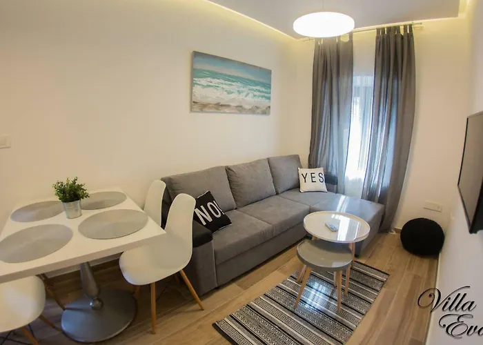 Eva Gradac (Split-Dalmatia)