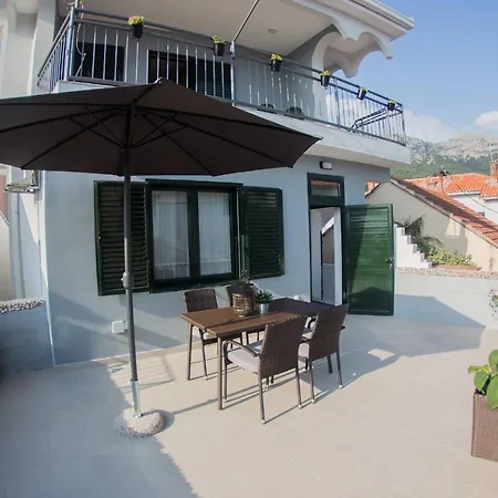 Apartment Eva *