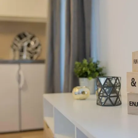 Apartment Eva