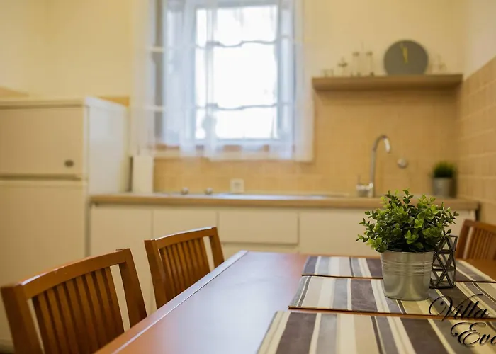 Eva Gradac (Split-Dalmatia)