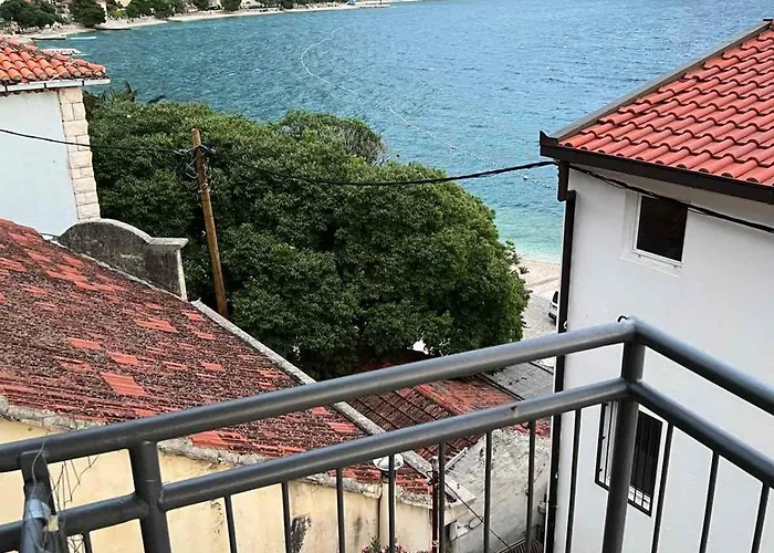 Eva Gradac (Split-Dalmatia)