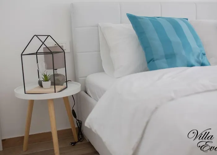 Eva Gradac (Split-Dalmatia)